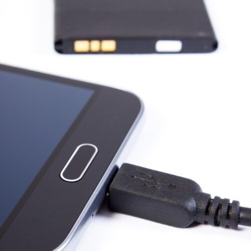 Mobile phone, plug of charger and telephone battery, smartphone charging