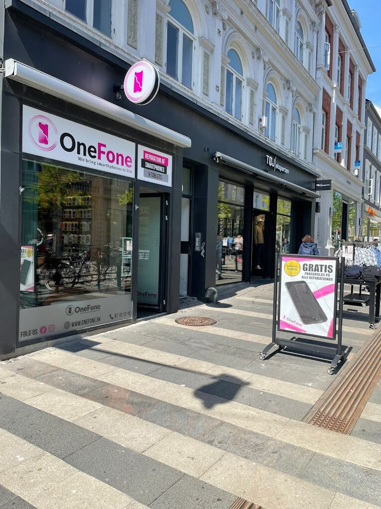 Den centralt placerede OneFone-butik i Ryesgade Aarhus.